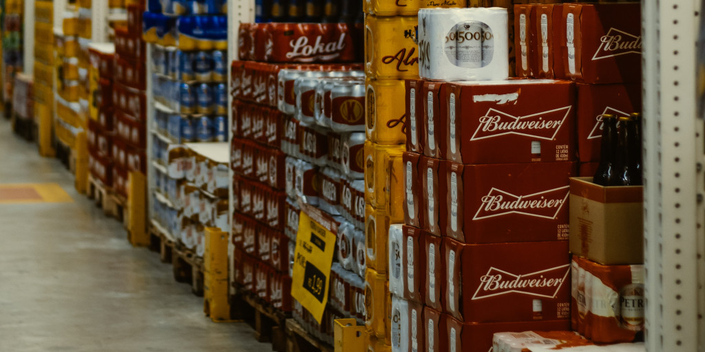 Rayons de bière dans les supermarchés